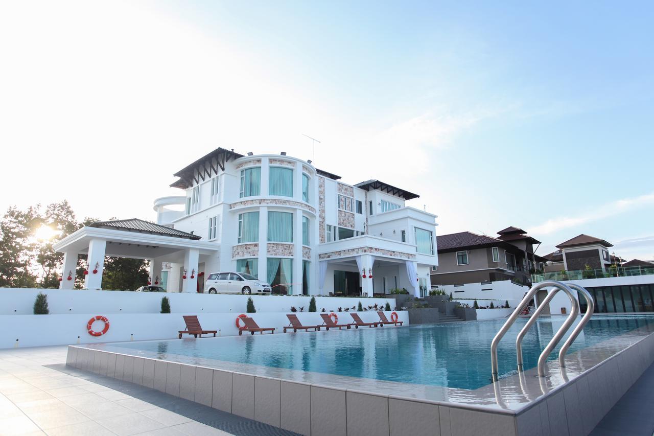 Hotel Casa Bianca 5*